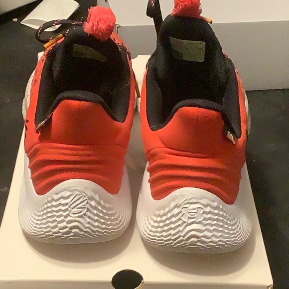 Steph Curry 9 - Picture 4 of 5